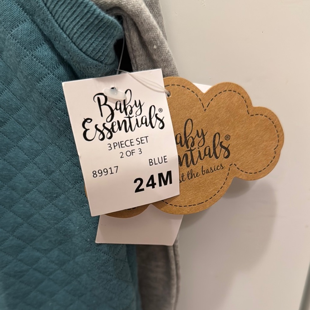 🦖 NWT Teal & Gray Quilted Dino Vest Outfit Set - Picture 5 of 8